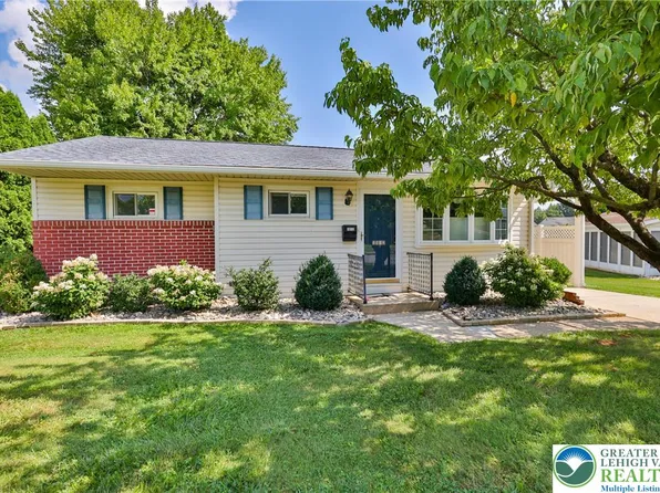 1812 Hilltop Ter, Bethlehem, PA 18018