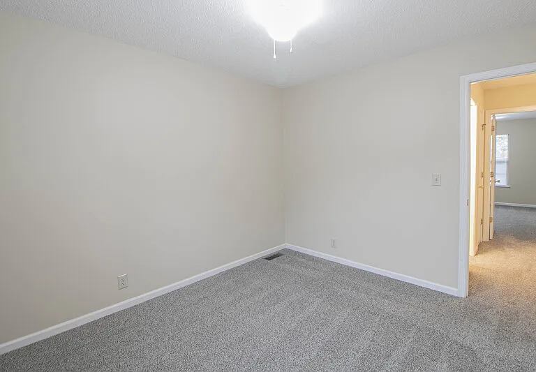 117-4 Hickory Trce — Photo 11