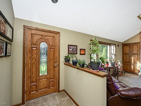 3rd image of 7051 Greenwich Rd