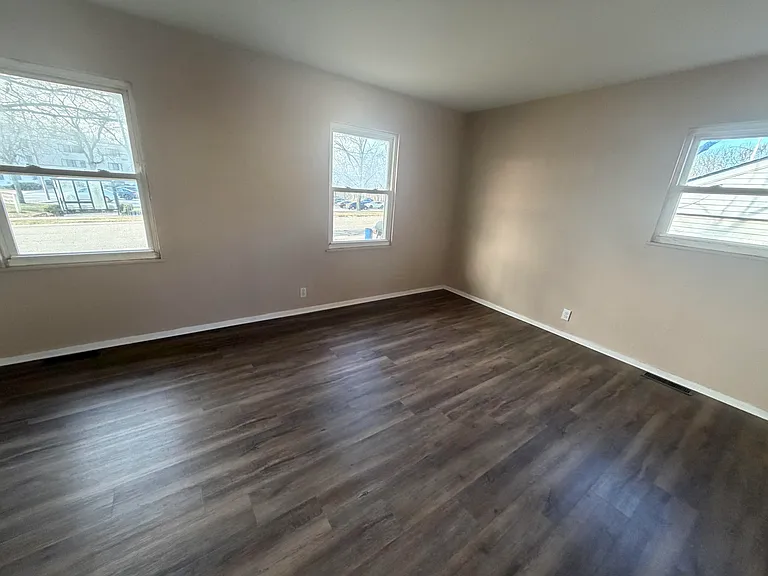 1505 Valleyview Ave — Photo 19