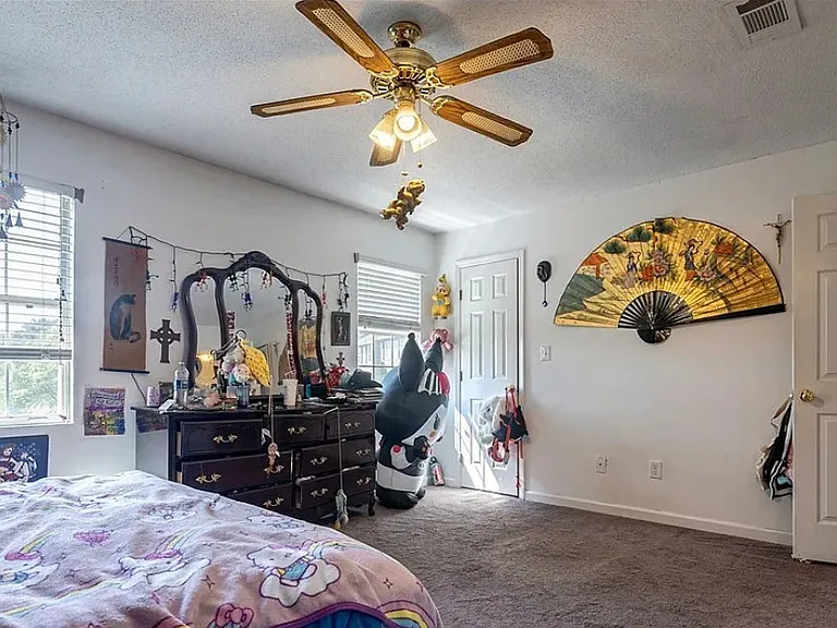 144 Tamara Ct — Photo 7