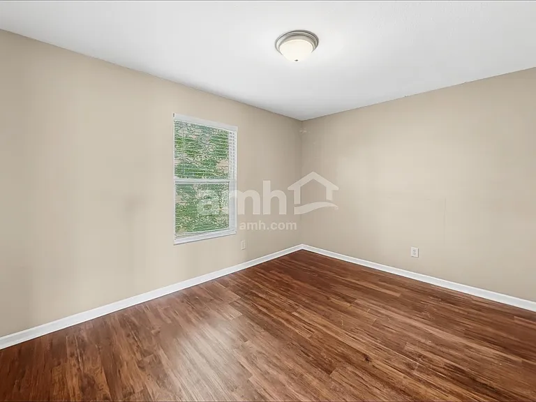 2361 Blackthorn Dr — Photo 18