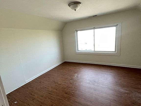 3rd image of 3571 W 69th St Unit 2