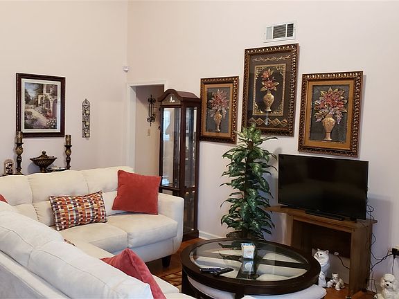 3rd image of 7690 Mineral Crest Cir