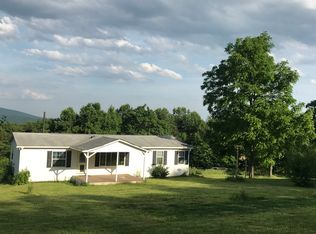 7619 Paw Paw Rd, Paw Paw, WV 25434