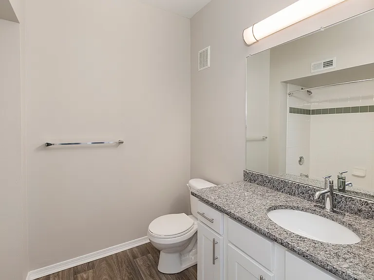Ridgepointe at Gleneagle_2x2_CS_Winter2020_16