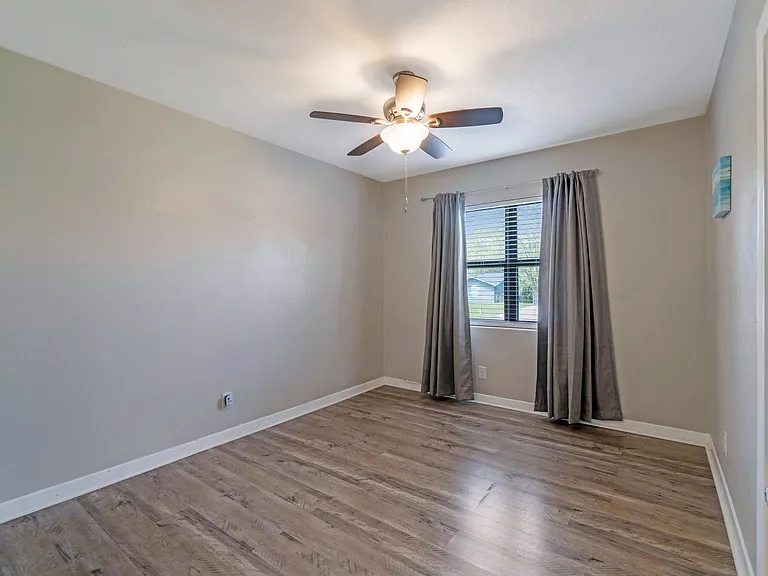 308 Calhoun Ave — Photo 15