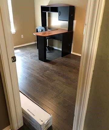 5th image of 9213 E Apple Ln