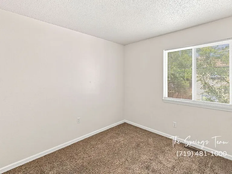 3014 Starlight Cir — Photo 20