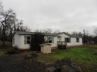 101 Rene Dr, Shady Cove, OR 97539