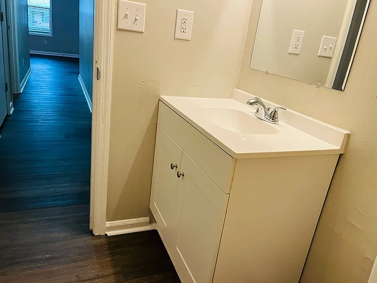 145 Pine Ter — Photo 20