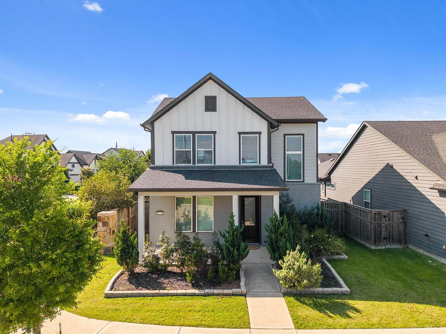 4 bed, 3.5 bath, 2210 sqft, $3,090 — Photo 1