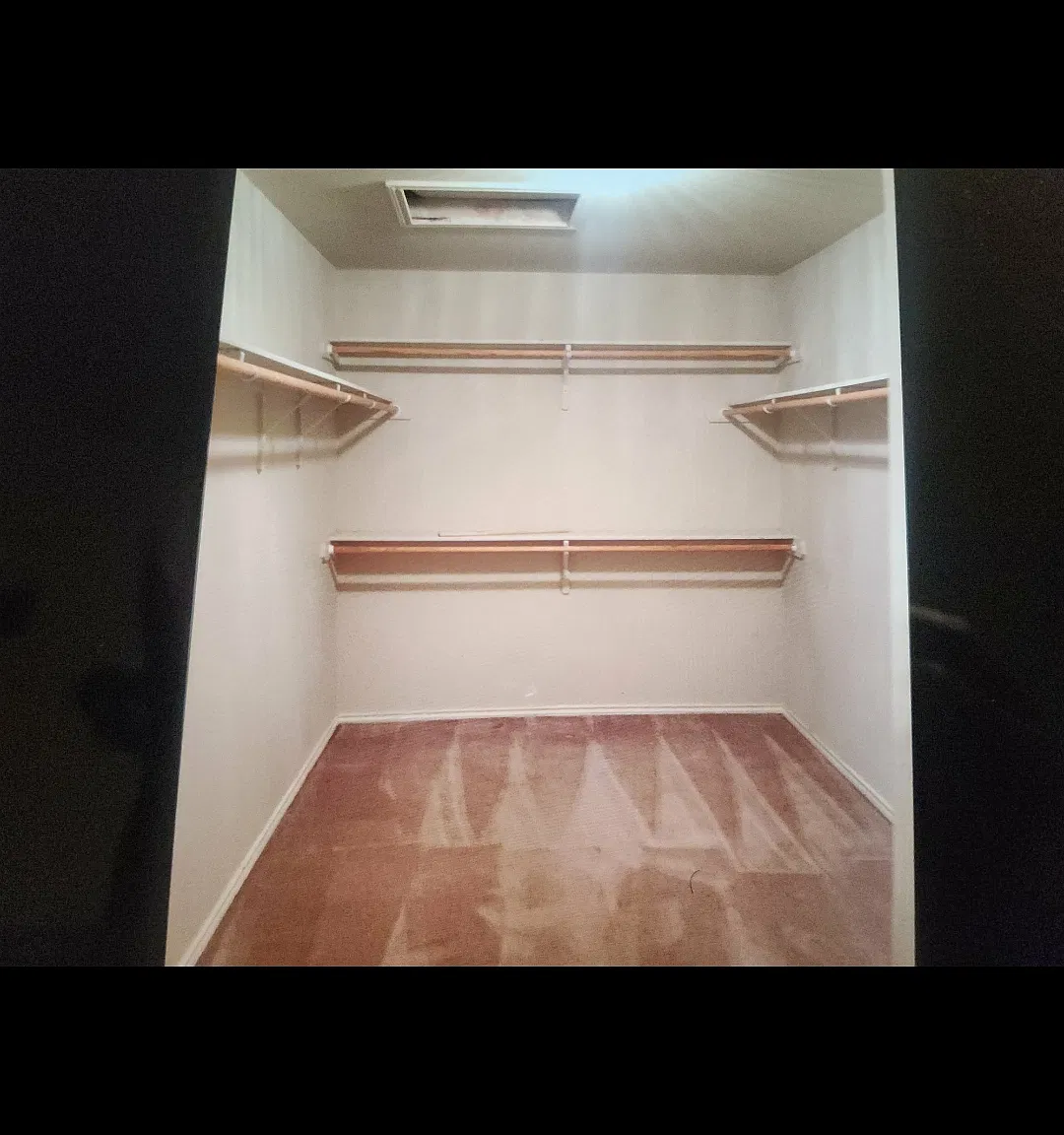 5 bed, 3411 sqft, $2,600 — Photo 4