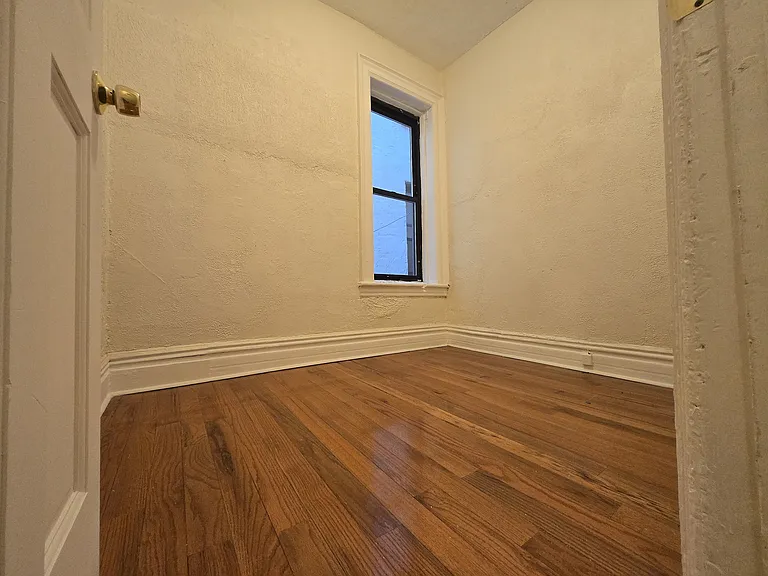 1462 Bedford Ave #3R — Photo 5