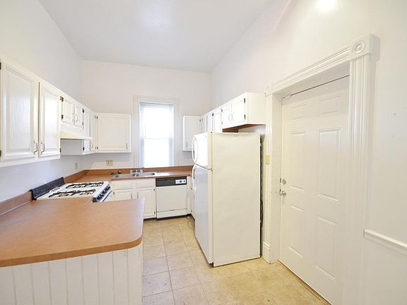 3rd image of 2220 S 9th St #2vxm3j17y