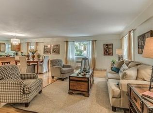 130 Sewall Ave #1A, Brookline, MA 02446