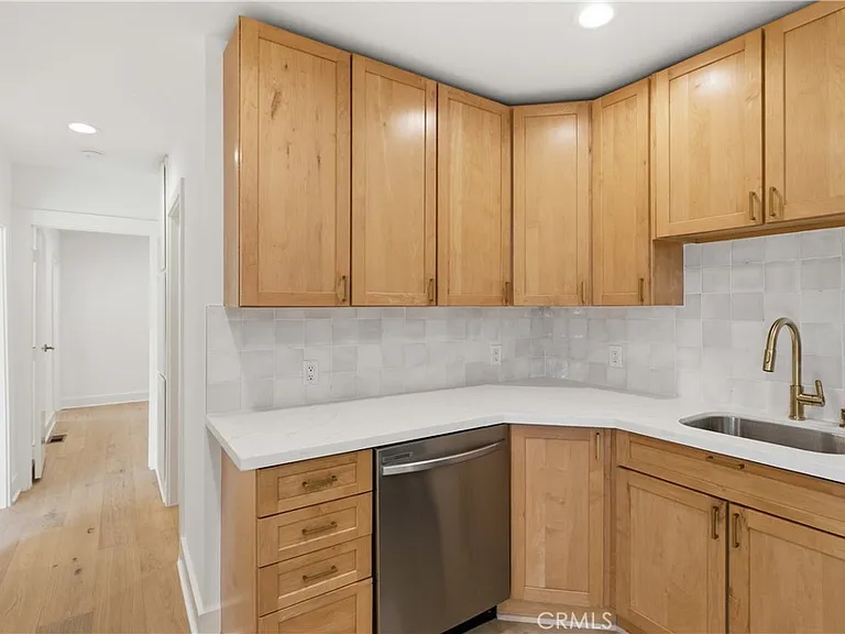 1148 Rockdale Ave — Photo 18