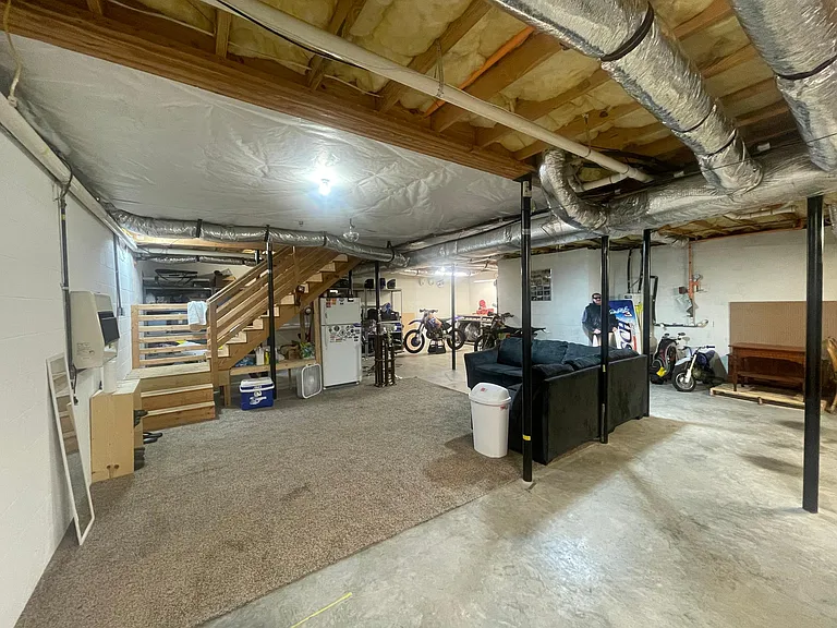 266 Glenda Ct — Photo 24