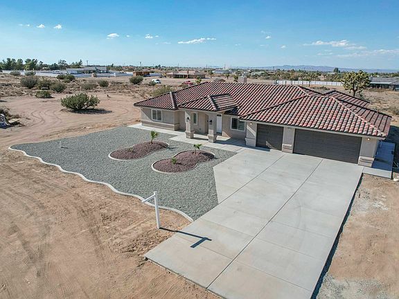 3rd image of 9187 Mesa St #3D7DEF