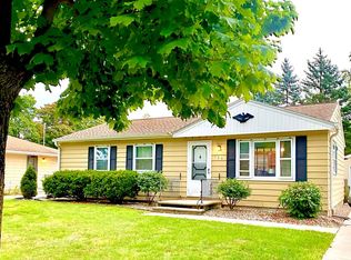 135 Blithe St, Green Bay, WI 54303