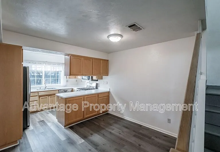 2870-2872 Raleigh Ct SE — Photo 25