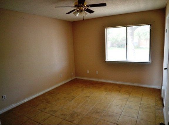5th image of 1913 Hibiscus Ave Lot 39