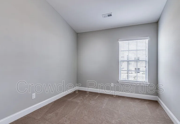 362 Halton Crossing Dr SW — Photo 16