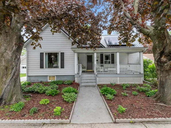 616 Lincoln St, Seymour, WI 54165