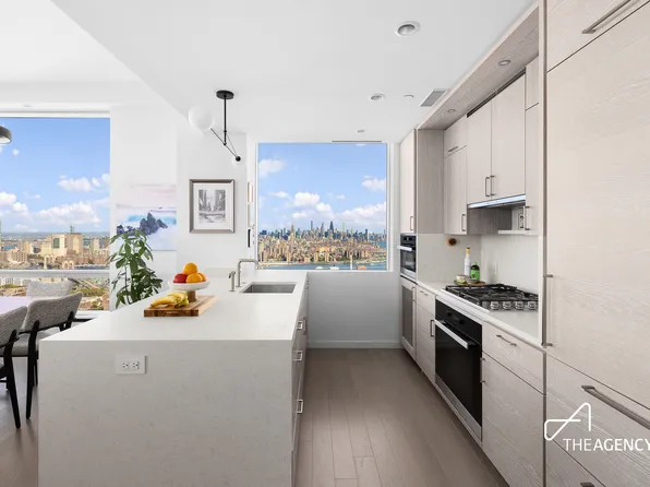 1 City Point image 2 of 15