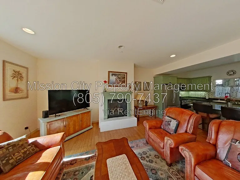 345 Kellogg Way #5 — Photo 1