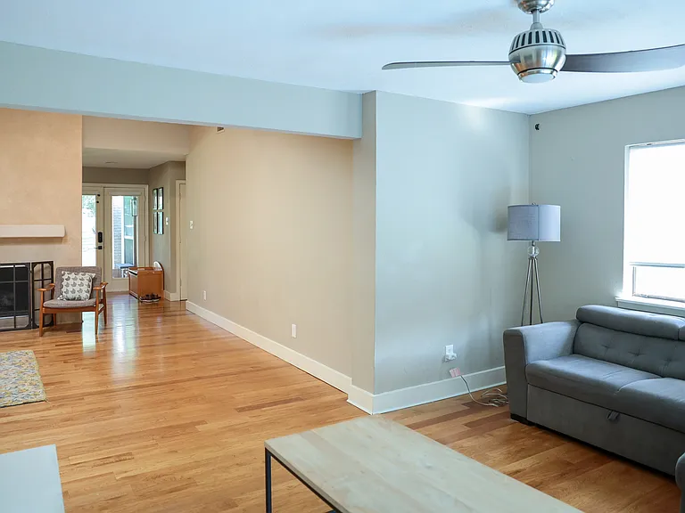 2937 Forest Hills Ln — Photo 33