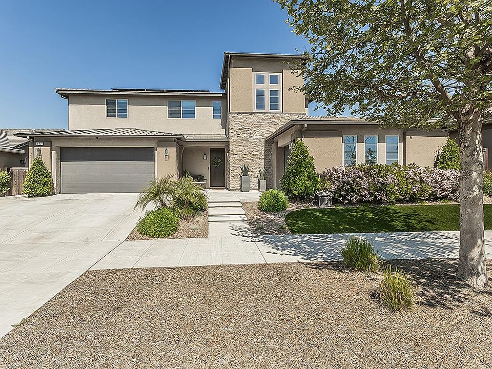 1st image of 877 Treasure Hills Dr
