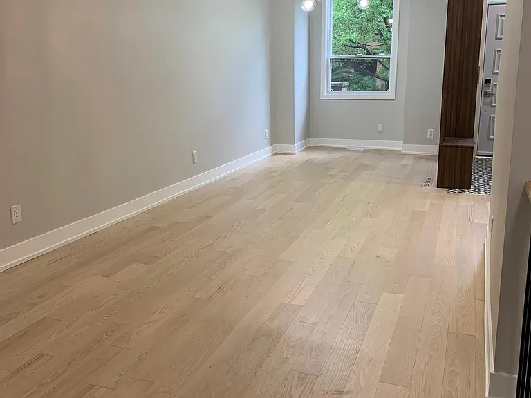 227 Logan Ave — Photo 22
