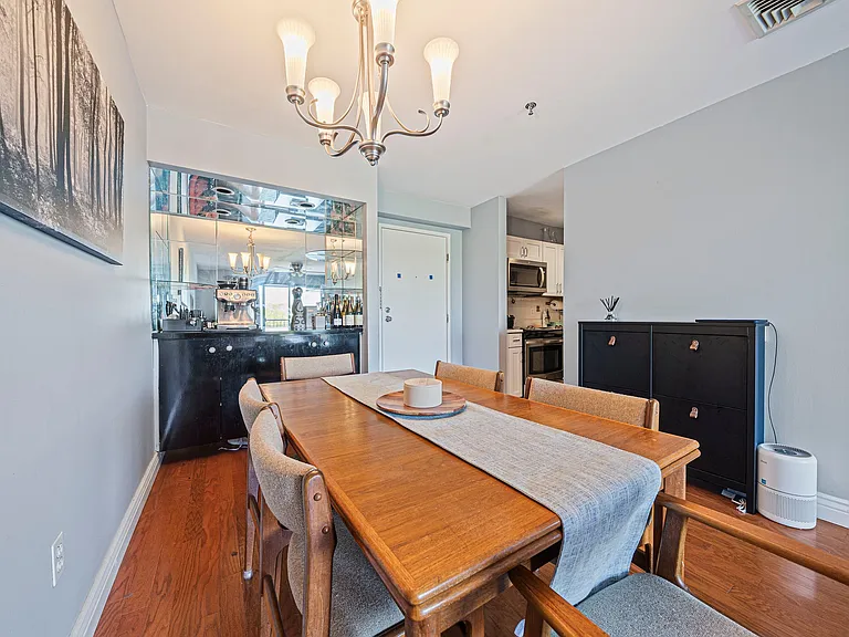 500 Washington St #602 — Photo 6