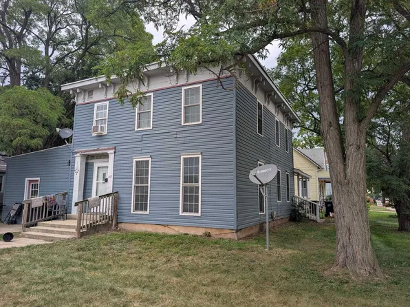 303 Saint Lawrence Ave, Beloit, WI 53511