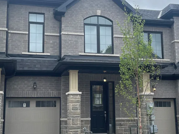 7441 Baycrest Cmn #18, Niagara Falls, ON L2G 7V7