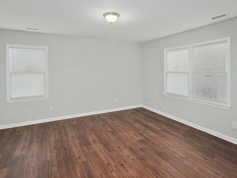 1228 Pegram St — Photo 7
