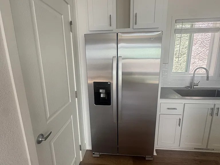 1035 Estudillo St #A — Photo 11