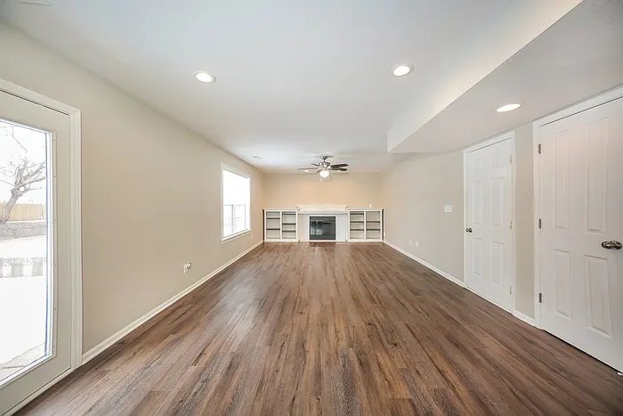 6314 Whitaker Farms Dr — Photo 4