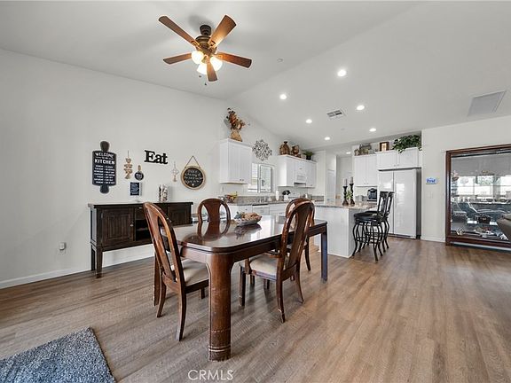 5th image of 26707 Mountaingate St