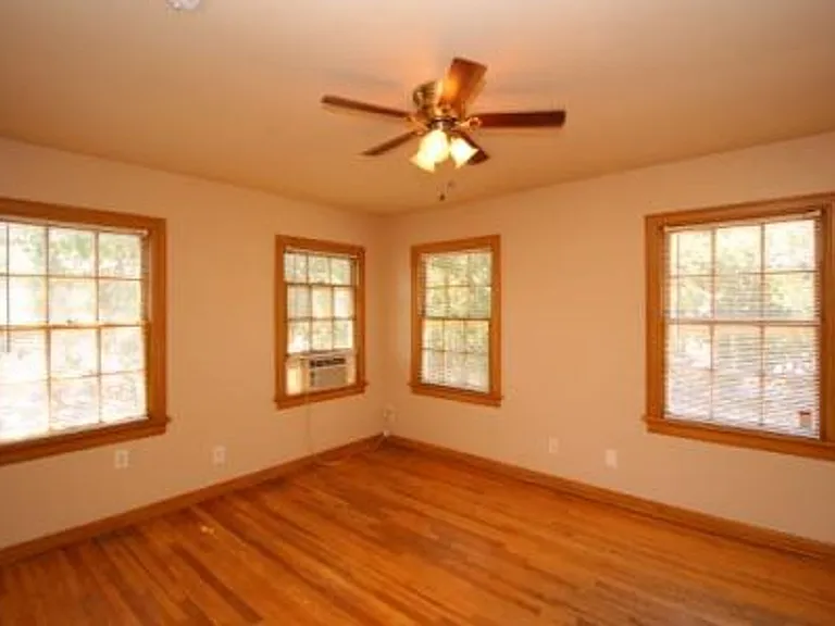 3600 Kell St — Photo 5