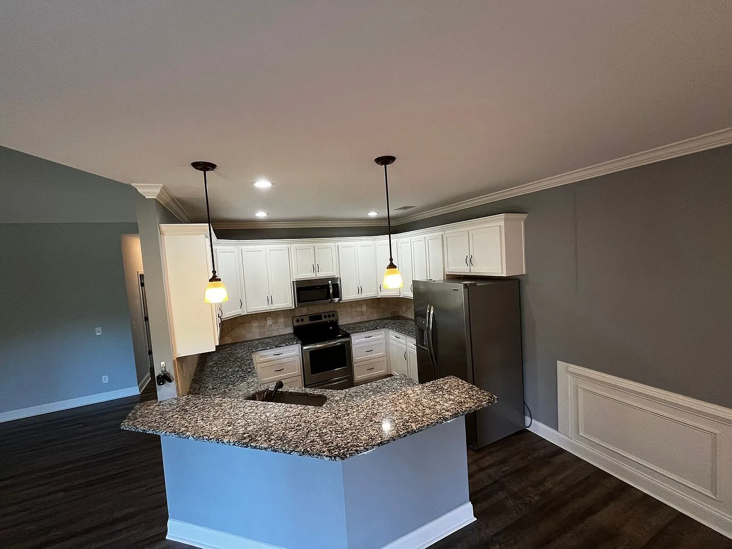 Love Where You Live! Spacious Home with Double Garage & Everyday Comfort! — Photo 3