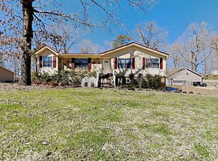 3228 Fieldale Dr, Bessemer, AL 35023