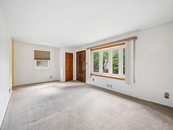 3rd image of 5711 Osage St