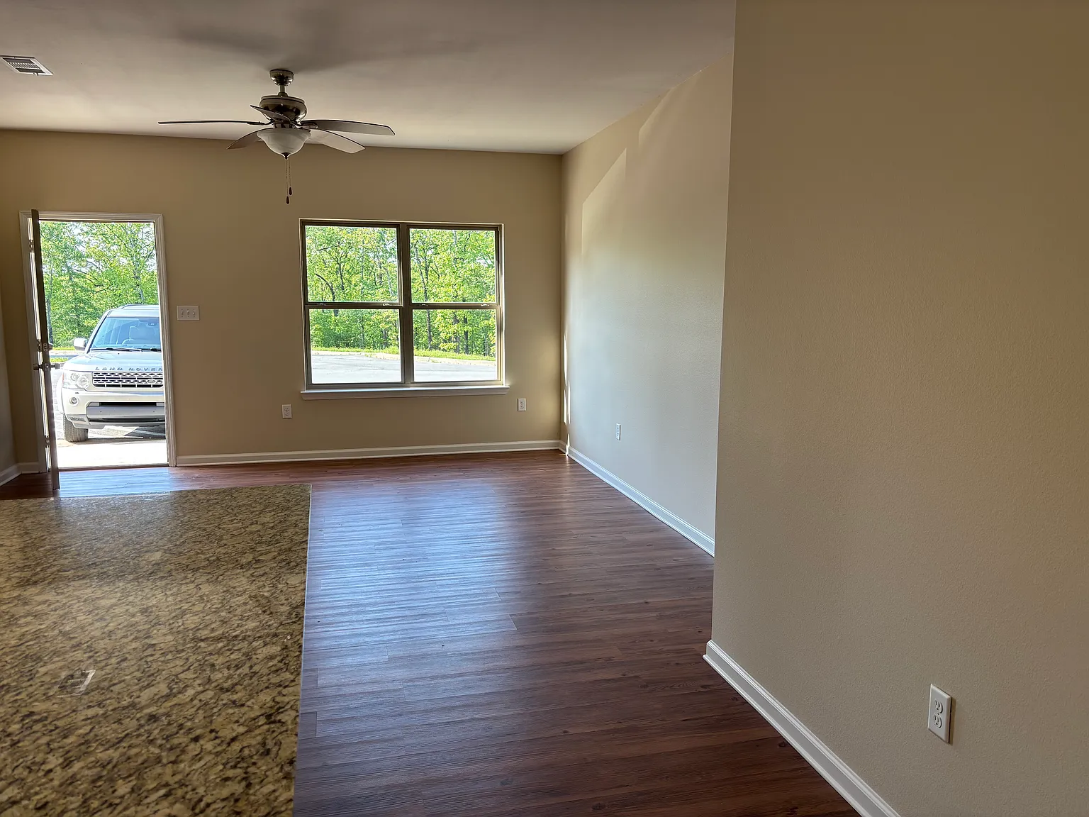 6101 General Samuels Rd — Photo 2