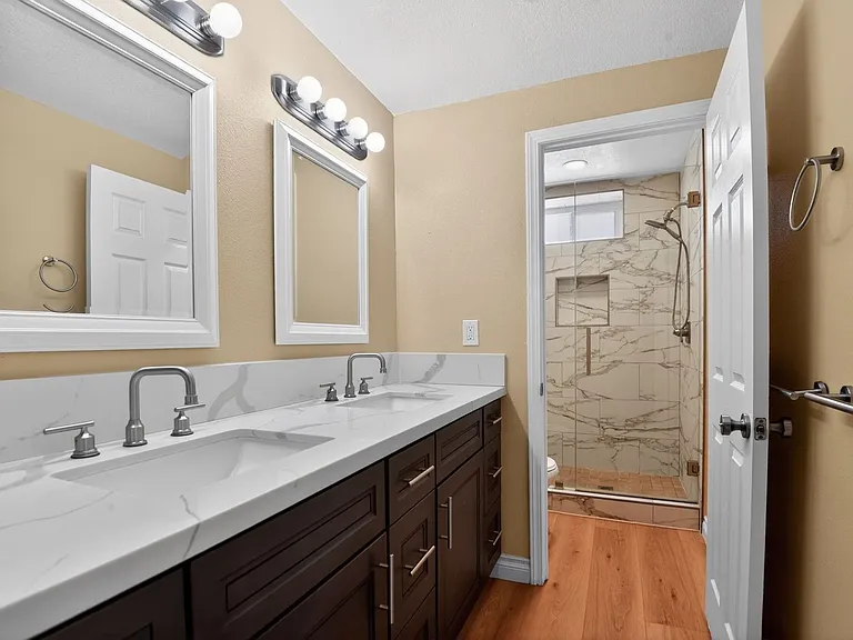 2173 Arbor Cir — Photo 30