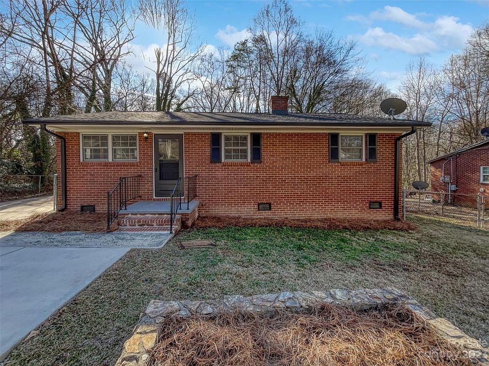 1st image of 2511 Mary Ave