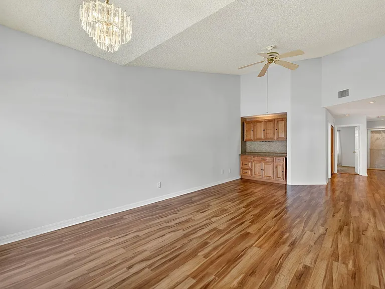 6101 SE Landing Way #11 — Photo 15