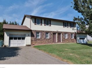 377 Rose Ln #B, Zanesville, OH 43701