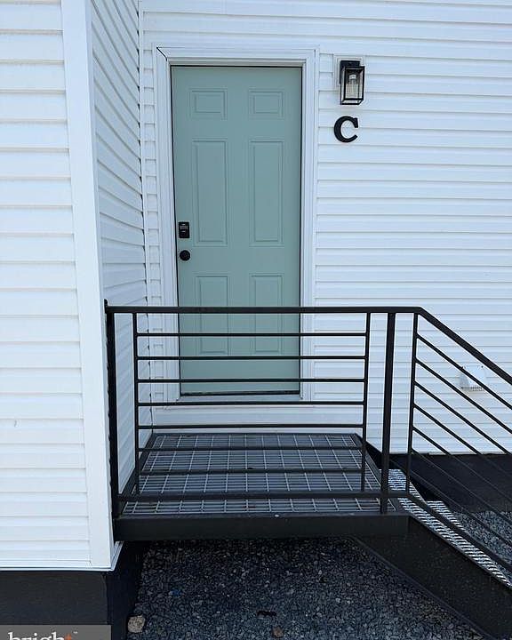 1st image of 3720 Westfield Ave #C